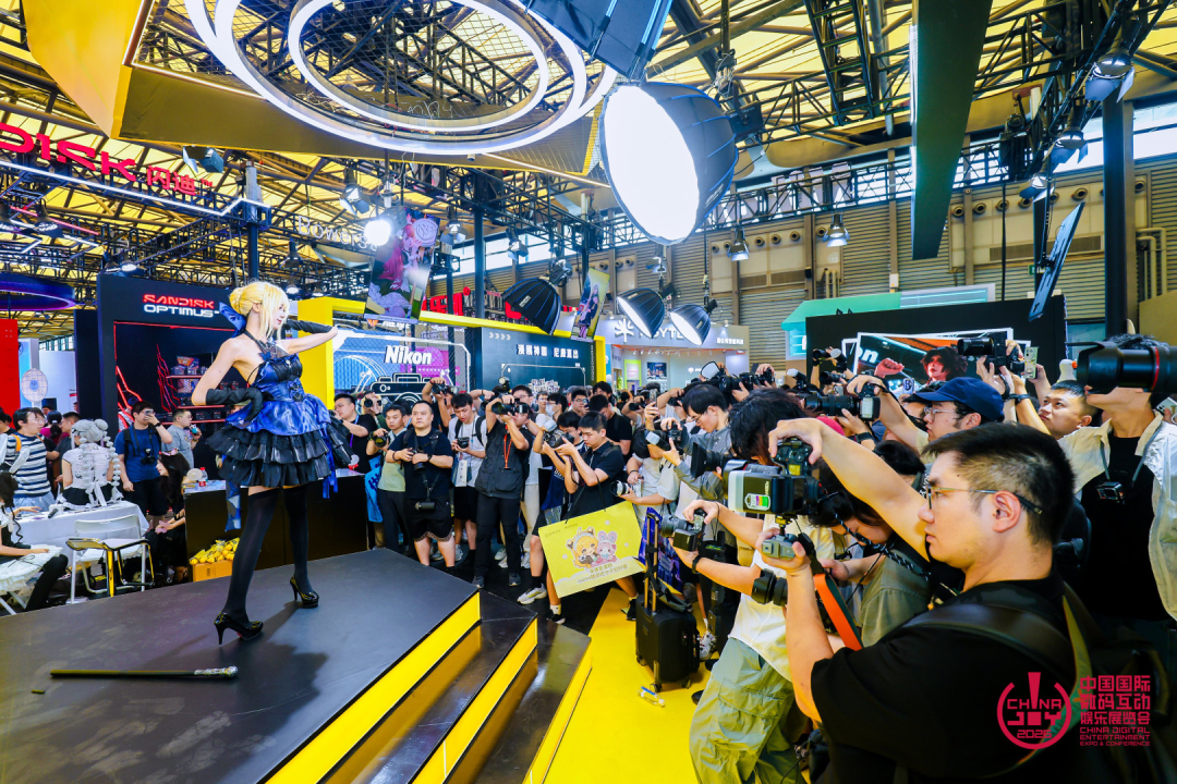 43.89万人次再创新高!第23届ChinaJoy圆满落幕:感谢有你,共赴这场“与AI同游”的盛夏之约 https://cms3.chinajoy.net/157/upload/resources/image/103638.png?token=Bearer eyJhbGciOiJIUzUxMiJ9.eyJpc3MiOiJlY2hpc2FuIiwic3ViIjoie1wiY2xpZW50XCI6XCJXRUJcIixcInR5cGVcIjpcIlVTRVJcIixcIm5hbWVcIjpcInVzZXIyX2FwaVwiLFwic2lnbmF0dXJlXCI6bnVsbCxcImV4cGlyZXNfaW5cIjoxODAwMDAwMH0iLCJpYXQiOjE3ODU4MzQ1ODEsImV4cCI6MTc4NTg1MjU4MX0.HoThmgOAUMt0EpWerAm8NYzl6DOy1GtDxDIOGVxXjea3HVMpGDIiP16BBotix2abTm3MiXT5hcOKdUHNC1Lp7g